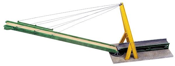 Scrap Yard Conveyor -- Kit - 9-1/4 x 1-3/4 x 3-3/8′ 23.4 x 4.4 x 8.5cm, HO, Walthers Cornerstone 3645