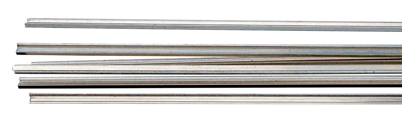 Code 100 Nickel Silver Rail pkg(17) -- Each section - 36` 0.9m long 51` 15.5m total length, HO, WalthersTrack 10000