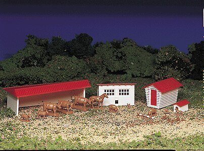 Plasticville Classic Kit - Farm Buildings w/Animals, HO, Bachmann Industries 45152