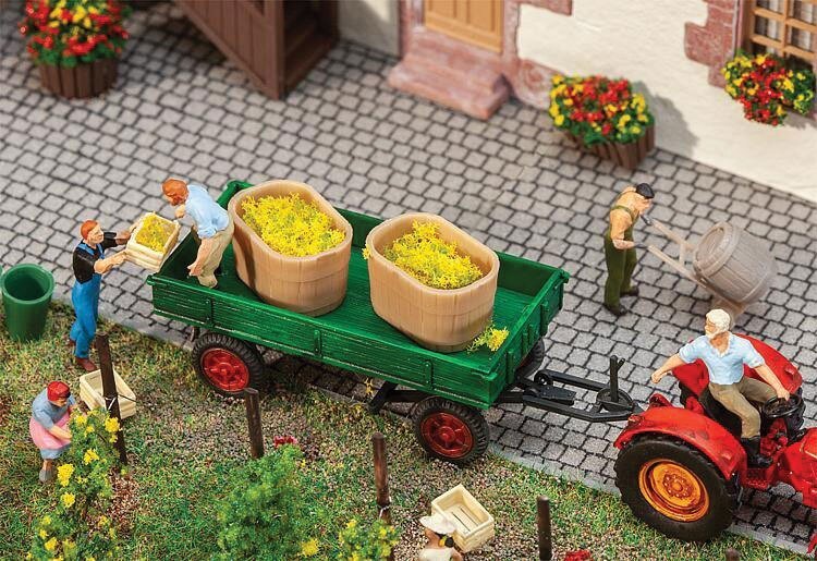 Wooden Casks and Tubs -- 2 of Each, HO, Faller Gmbh 180972