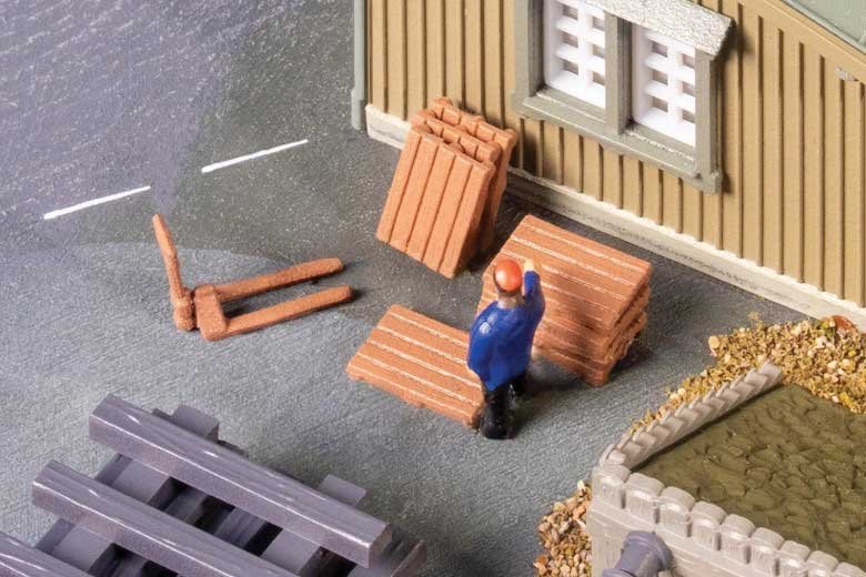 Pallets -- pkg(16), N, Faller Gmbh 272922