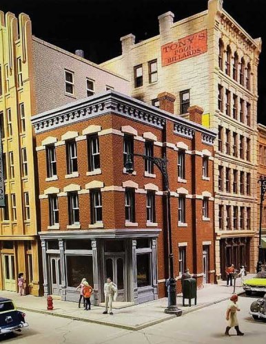 Stillmore Books -- Resin Kit - 3 x 1-3/4 x 3-1/2′ 7.6 x 4.5 x 8.9cm, N, Lunde Studios 18