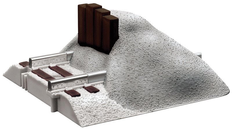 FasTrack(TM) Track w/Roadbed - 3-Rail -- Earthen Bumper - 3-5/8′ 9.2cm, O, Lionel 612059
