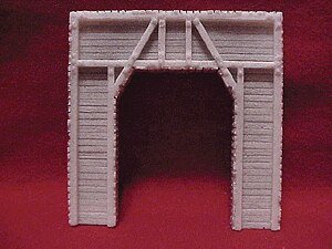Tunnel Portal - Single Track -- Timber 4-1/4 x 4′ 11 x 10.5cm, HO, Pre-Size Model Specialities 101