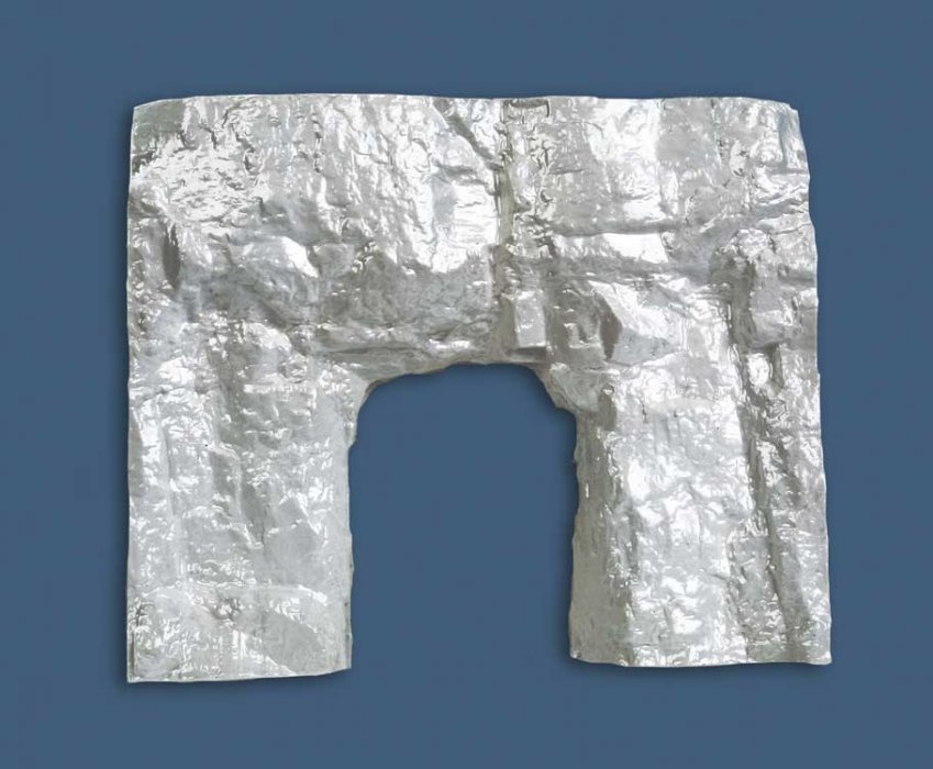 Single-Track Tunnel Portal -- Blasted Rock, HOn3, Monroe Models 120