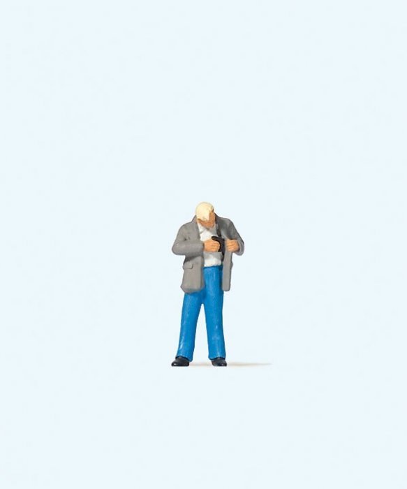 Man Paying, HO, Preiser Kg 28195