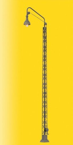 Yard Light on Lattice Mast -- Warm White LED, 11′ 28cm Tall, O, Viessmann Modellspielwaren 9385