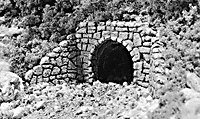 Culverts pkg(2) (Unpainted Hydrocal(R) Castings) -- Random Stone, N, Woodland Scenics 1164