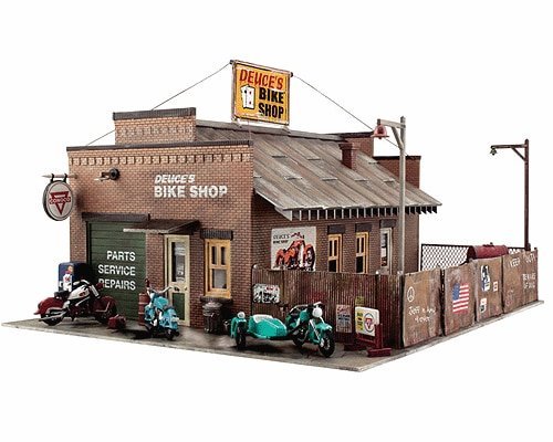 Deuce`s Bike Shop - Built-&-Ready Landmark Structures(R) -- Assembled - 5 x 6` 12.7 x 15.2 cm, HO, Woodland Scenics 5045