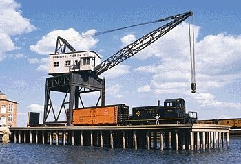 Pier & Traveling Crane -- Kit - Pier: 12-5/8 x 5-3/4 x 1-1/2` Crane: 4 x 4 x 9-1/8`, HO, Walthers Cornerstone 3067