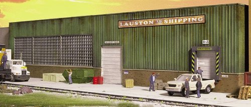Lauston Shipping Background Building -- Kit - 19 x 1-1/8 x 4′ 48.2 x 2.8 x 10.1cm, HO, Walthers Cornerstone 3191