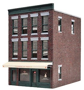 Flowers by Terry -- Kit - 3 x 4 x 4-3/8′ 7.6 x 10.2 x 11.1cm, HO, Walthers Cornerstone 3473