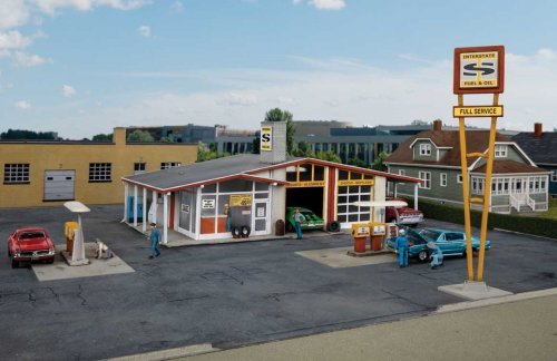 Vintage Gas Station -- Kit - Main Building: 10-1/2 x 9 x 3-3/16′ 26.6 x 22.8 x 8cm, HO, Walthers Cornerstone 3541