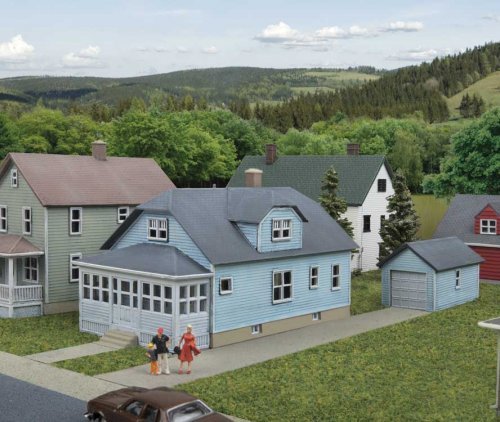 American Bungalow -- Kit - 3-7/16 x 2 x 2′ 8.7 x 5.1 x 5.1cm, N, Walthers Cornerstone 3889