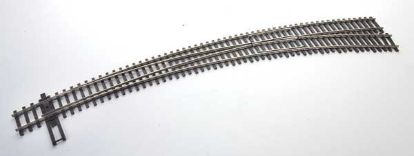 Code 83 Nickel Silver DCC-Friendly Curved Turnout - 24 and 28′ Radii -- Right Hand, HO, WalthersTrack 83064