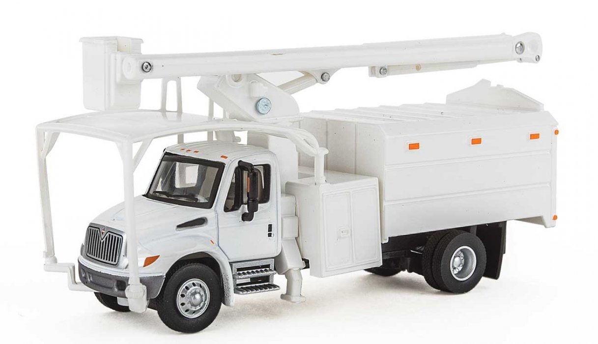 International(R) 4300 2-Axle Truck with Tree Trimmer Body - Assembled -- White Cab, Body an, HO, Walthers SceneMaster 11745