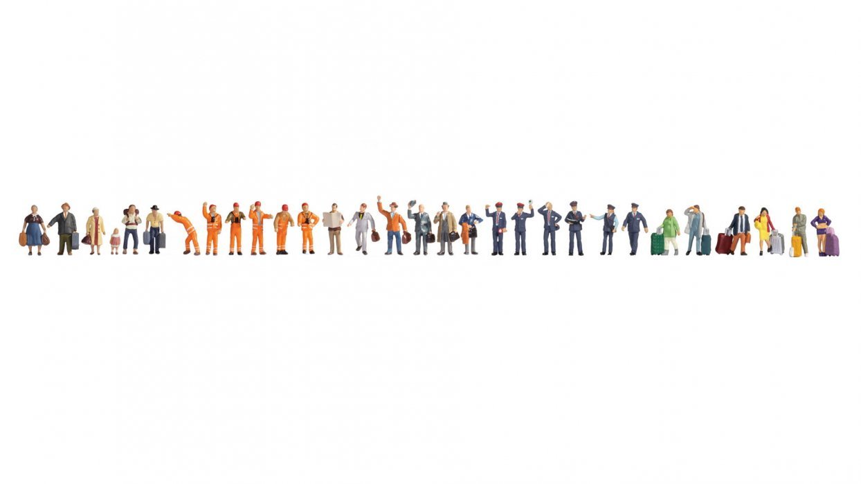 New Mega Economy Set 'At the Station', HO, NOCH 16051