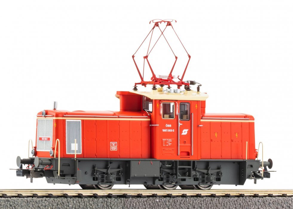 ~Electric Locomotive/Sound Rh 1067 orange ÖBB IV + PluX22 Dec., HO, PIKO 21046