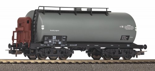 Tank w/Brk Pltf DR III, HO, PIKO 24509