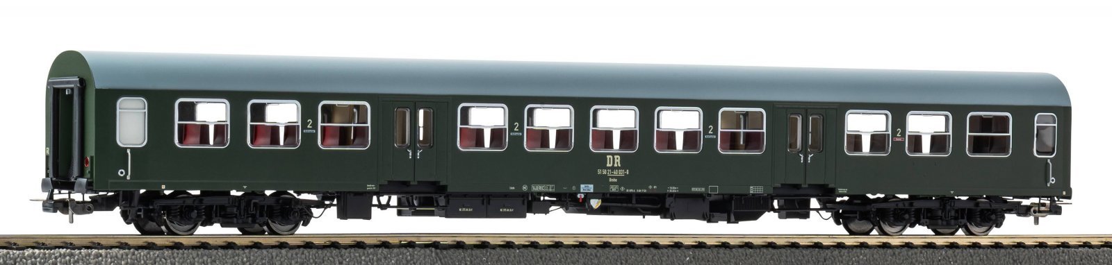 Halberstadt Center-Entrance Car green 2. Class lg. roof DR IV, other no., HO, PIKO 28001