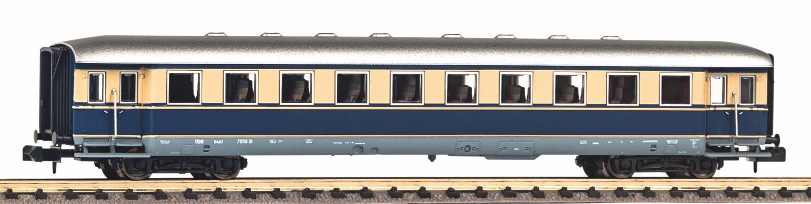 N-Skirted Express Car ÖBB III, N, PIKO 40626