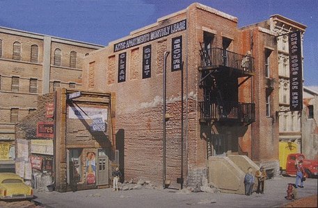 Skid Row Part Two -- Kit - 7 x 8′ 17.8 x 20.3cm, HO, Downtown Deco 1032