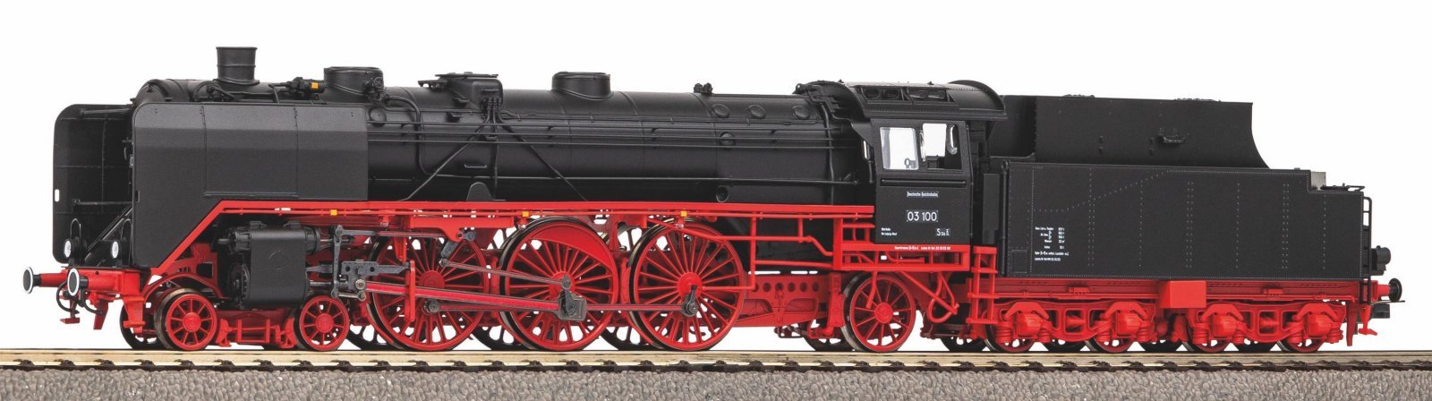 Steam Locomotive BR 03 DR III, HO, PIKO 50684