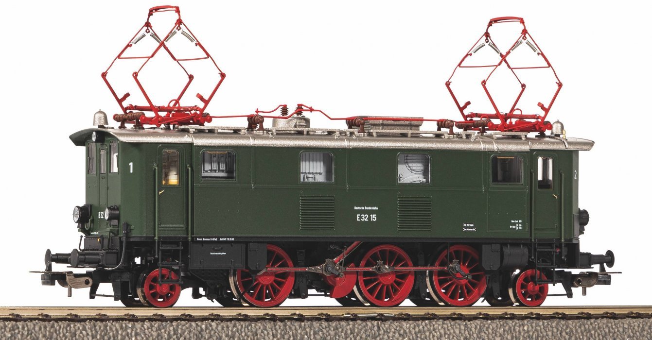 Electric Locomotive E 32 16 DB III, HO, PIKO 51417
