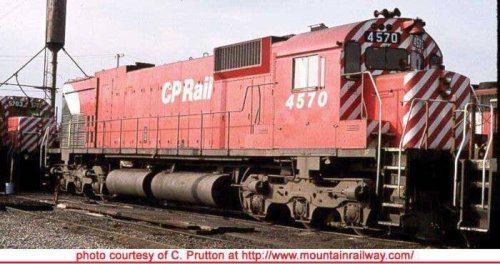 Montreal Locomotive Works M630 - LokSound & DCC - Executive Line -- Canadian Pacific 4573 (Action Red, 5′ Stripe, Large Multim