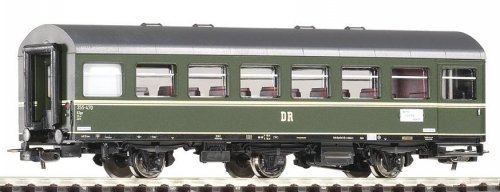 Reko 3-Axle Coach 2nd Cl. DR III, HO, PIKO 53080