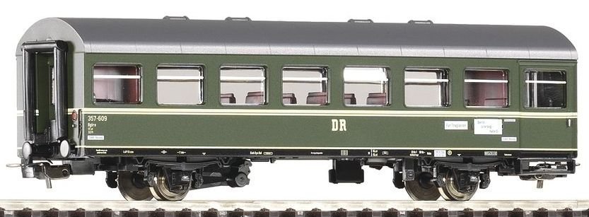 Reko 2-Axle Coach 2nd Cl. DR III, HO, PIKO 53084