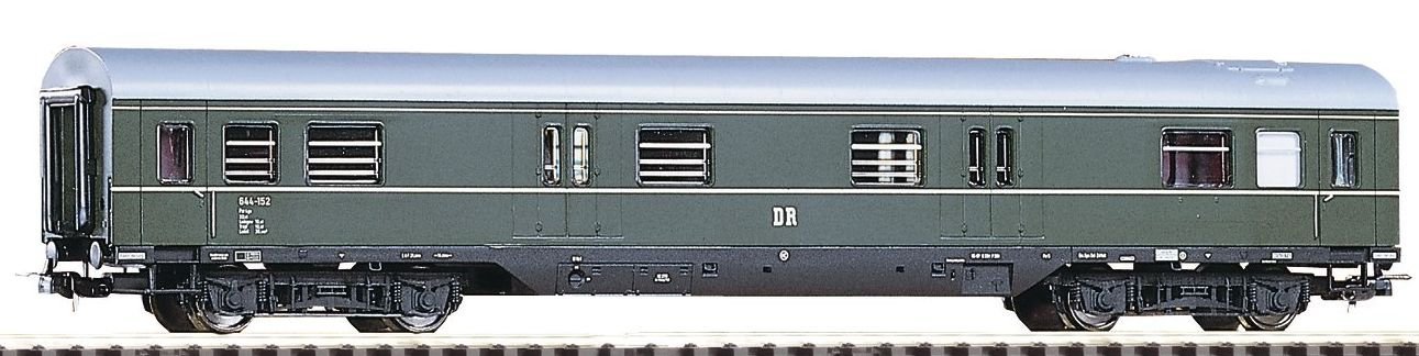 Modernised Car Baggage Pw4ge with Skirt, HO, PIKO 53243
