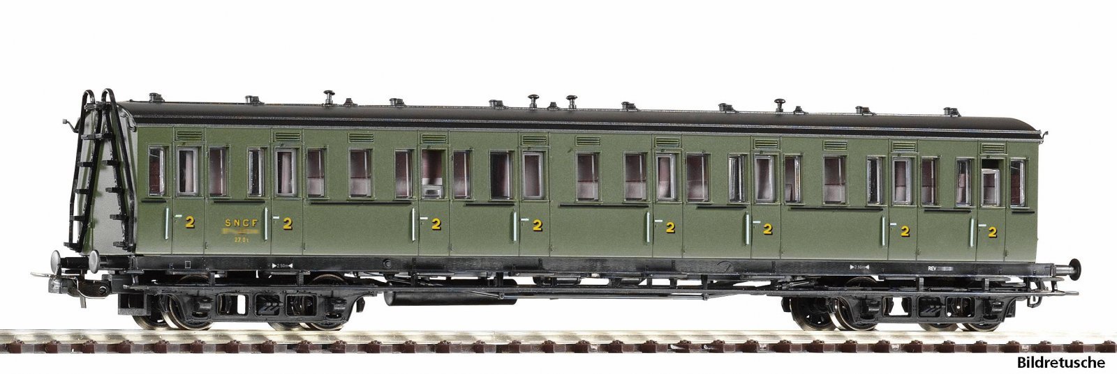 Compartment Car 2. Class SNCF III o.Bh, HO, PIKO 53339