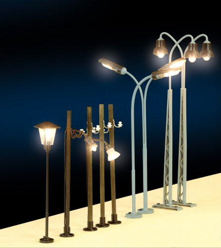 Wooden Mast w/Light, HO, PIKO 55750