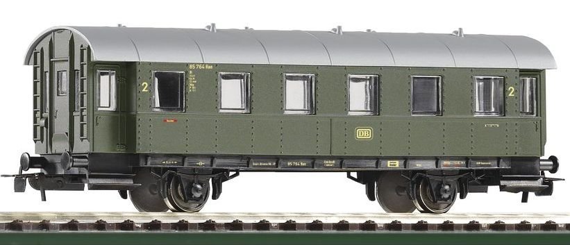 Pass.Car 3.Cl. Bi DB III, HO, PIKO 57630