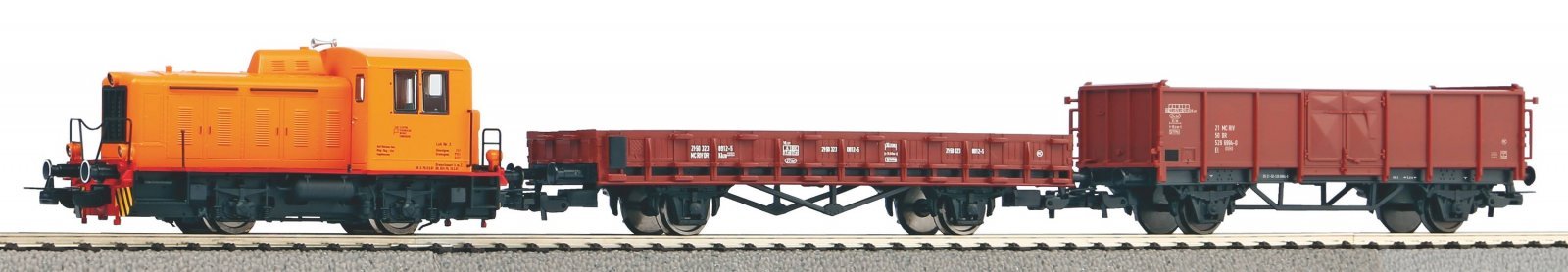 PIKO SmartControlwlan Set with Track with Roadbed DR IV Freight Train with TGK2, HO, PIKO 59101