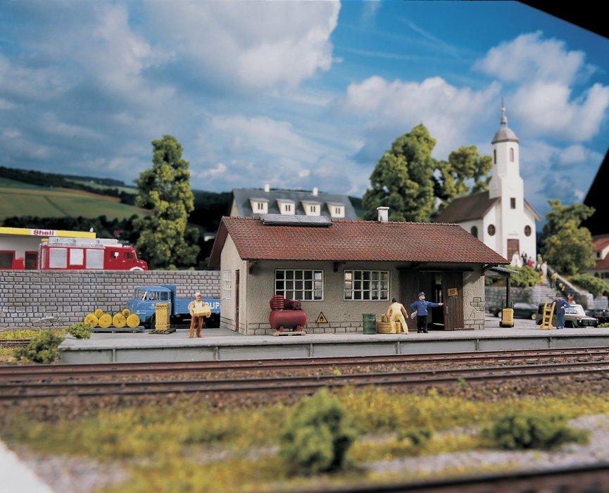 Goods Shed, HO, PIKO 61824