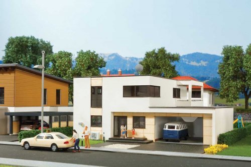 Anna Cube House with Balcony, HO Scale, Kibri 38338