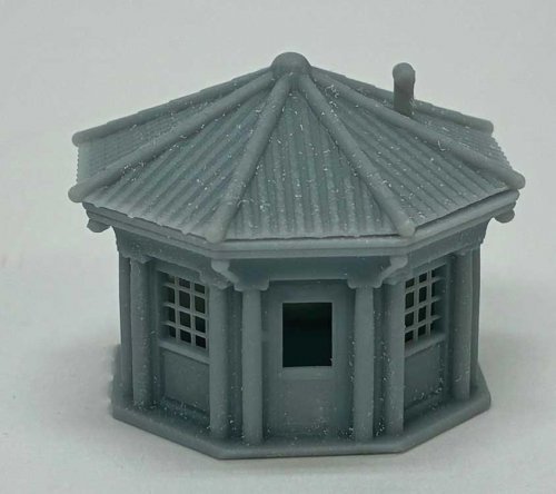 Octagon Building with Roof, Z Scale, Phoenix Precision Models 34800