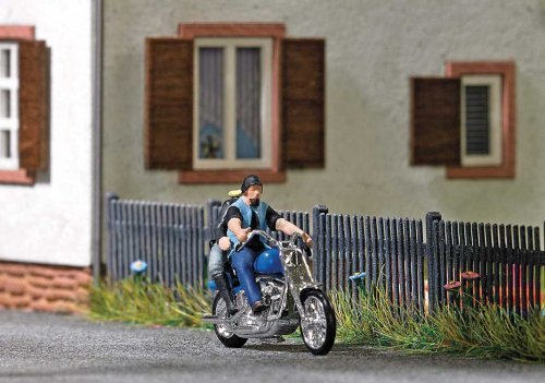 American Motorcycle with Biker Couple - Assembled - Action Set, HO Scale, Busch Gmbh & Co Kg 7860