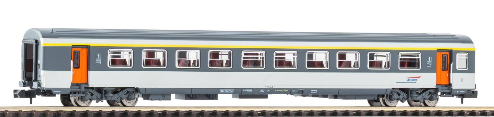 Passenger Car Corail 1.Class SNCF V, N, PIKO 94084