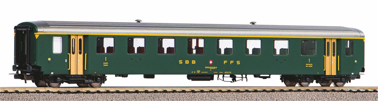 EW I 1st Cl. Passenger car w/old lettering SBB IV, HO, PIKO 96798