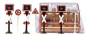 Crossing Signals w/Signs, HO Scale, Busch Gmbh & Co Kg 5913