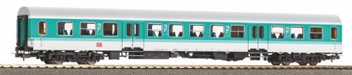 Halberstadt Center-Entrance Car mint green 2. Class DB AG Era V, HO, PIKO 28006