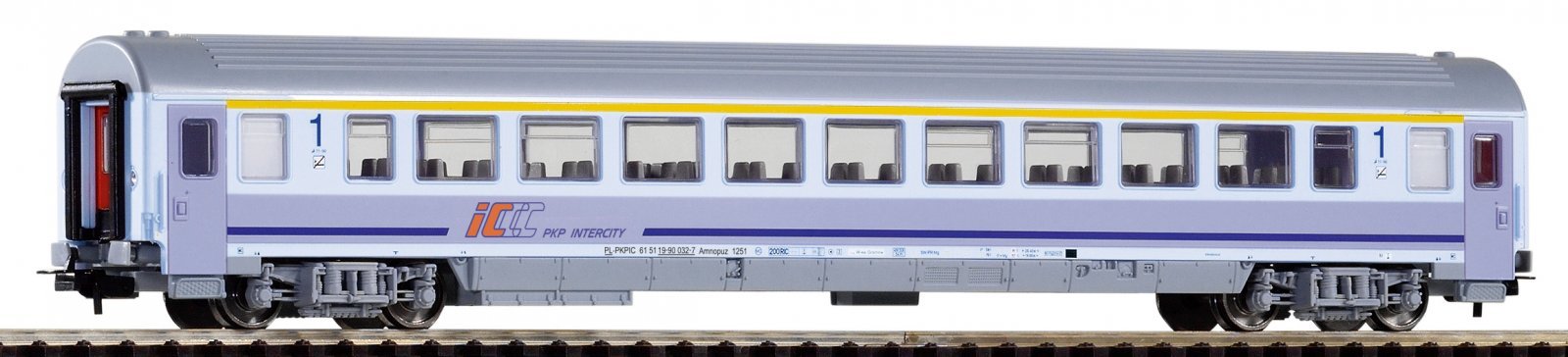 IC Passenger Car 1. Cl. PKP VI, HO, PIKO 58663