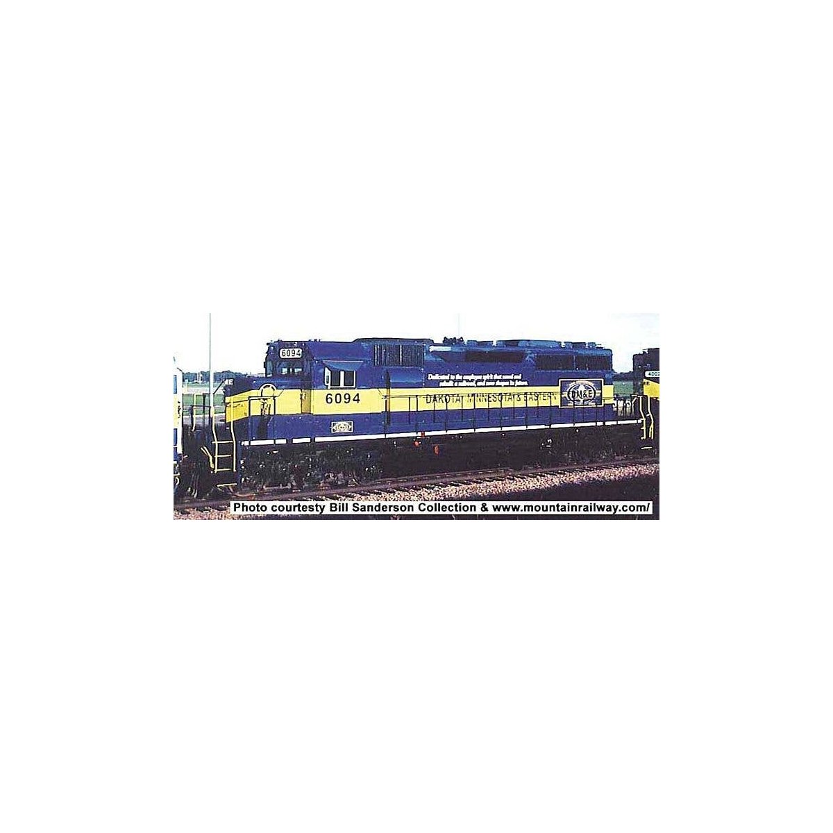 GMD SD40 - Standard DC - Executive Line -- Dakota, Minnesota & Eastern 6094 (blue, yellow, Employee Dedication Scheme), HO, Bows