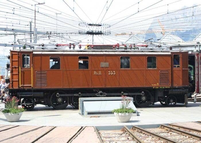 Class Ge 4/6 Electric - Sound and DCC -- Rhaetian Railway RhB 353 (Era VI, brown, gray, black), G, LGB 24601