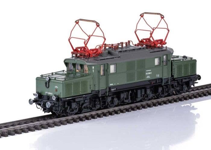 Class 193 Electric - Sound and DCC -- German Federal Railroad DB 193 008-0 (Era IV 1976, green, gray), HO, Trix 25873