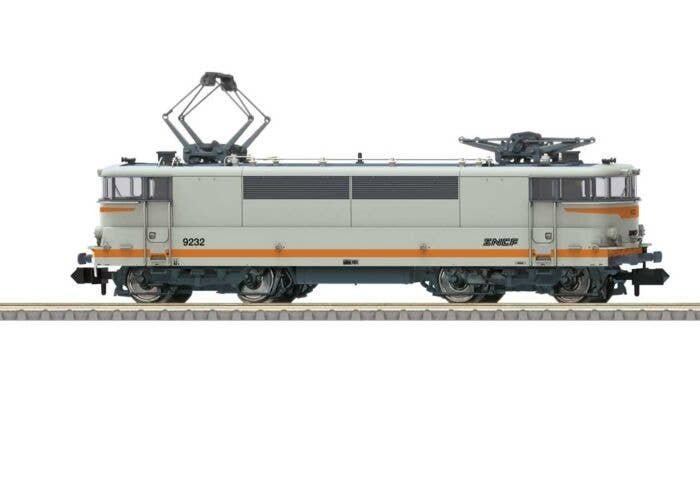 Class BB 9200 Electric - Sound and DCC - Minitrix -- French State Railways SNCF BB 9232 (Era V 1994, white, orange), N, Trix 16