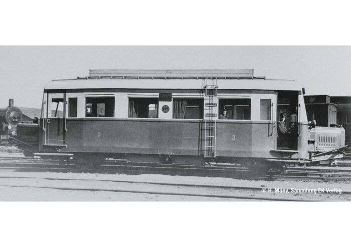 Class Cvt-34 Wismar Rail Bus - Sound and Digital -- German State Railroad DR VT 135 079 (Era II 1935, wine red, ivory), I, Markl